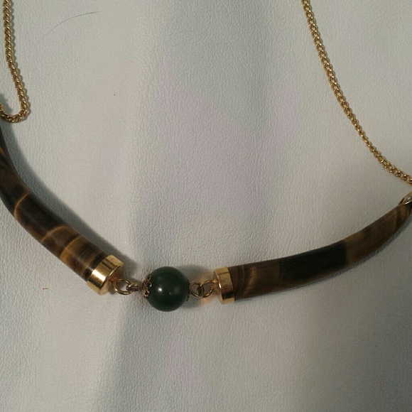 Vintage Genuine Tiger Eye & Jade 3 Piece Set - Bracelet, Earrings & Necklace - Picture 4 of 6